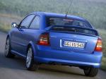 Opel Astra OPC 2002 года